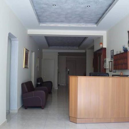 Foivos Hotel Loutra Edipsou  Buitenkant foto