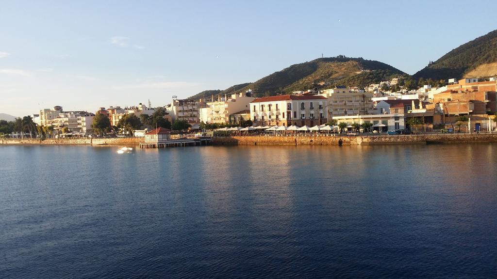Foivos Hotel Loutra Edipsou  Buitenkant foto